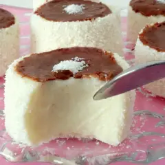 Deser bez jajek? Odkryj pyszne przepisy i niezawodne zamienniki!
