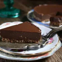 Jak upiec ciasto bez glutenu i laktozy? 5 przepisów i porady eksperta