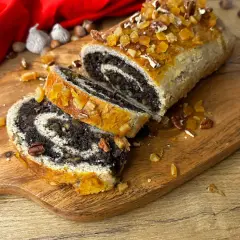 Makowiec bez mąki: Wilgotny, lekki, bezglutenowy. Sprawdź przepis!