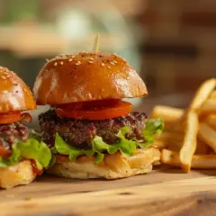 Mini burgery - idealny przepis na imprezę z przyjaciółmi!