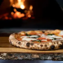 Jak wybrać mąkę do pizzy, by uzyskać idealnie chrupiące ciasto