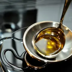 Ile to 100 ml oleju: gramatura i ilość łyżek