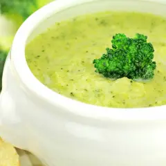 Krem brokułowy - przepis na pyszną zupę krem z brokułów