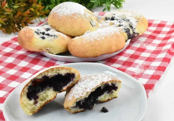 Ekspresowe jagodzianki bez drożdży: Przepis i triki mistrza