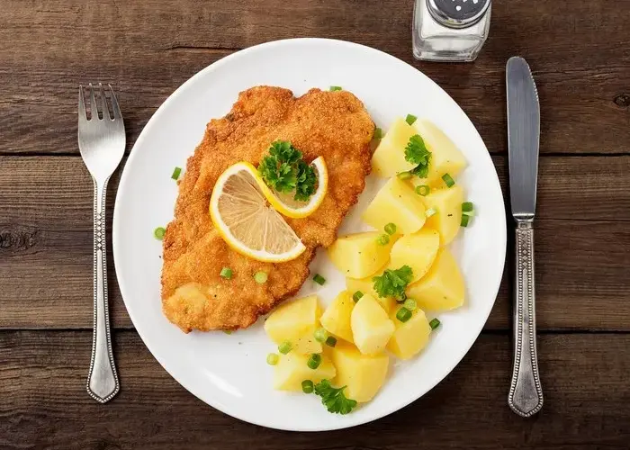 Ile kalorii ma kotlet drobiowy z ziemniakami? Zaskakujący przewodnik żywieniowy