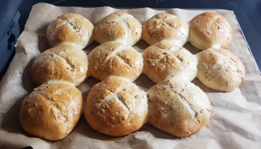 Thermomix: Bezglutenowe bułki jak z piekarni? Odkryj przepis!