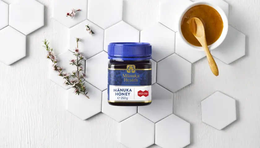 250g miodu: Ile łyżek? Sprawdzone triki na miód bez wagi