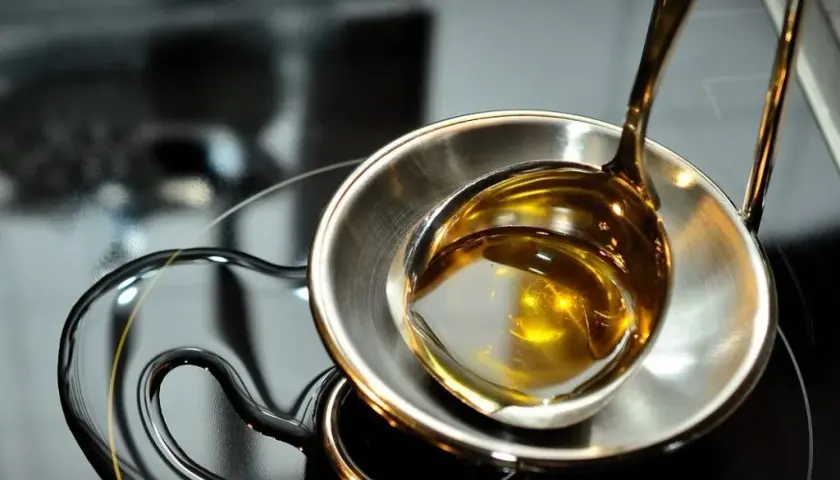 Ile to 100 ml oleju: gramatura i ilość łyżek