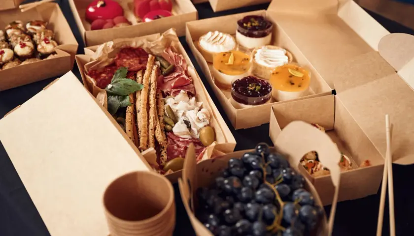 Niezbędne Opakowania Gastronomiczne