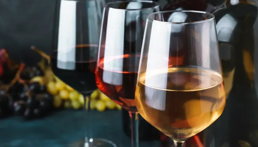 Wina wytrawne: czym są i jakie mają cechy?