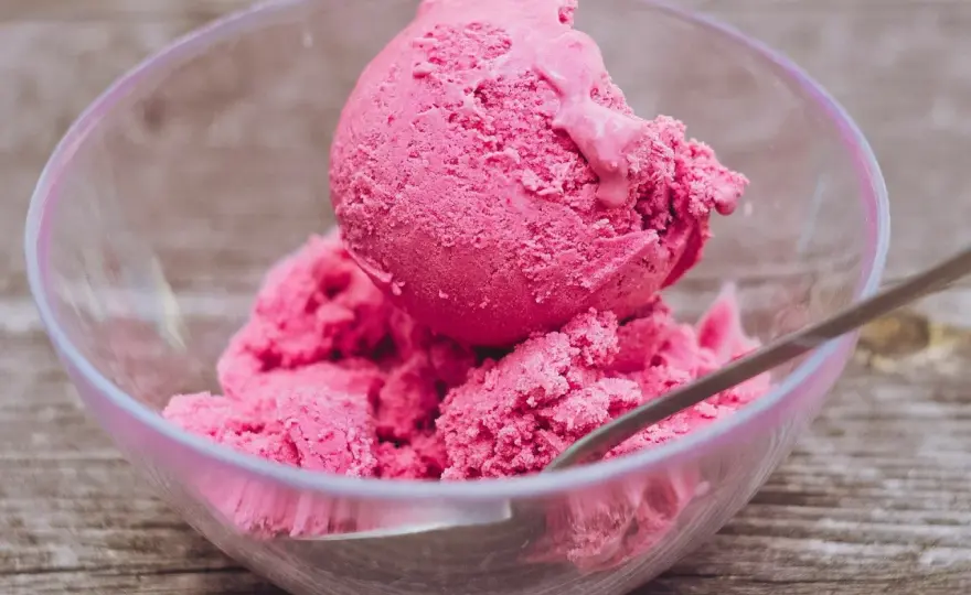 Lody bez mleka: Przepisy, marki, zdrowie. Wybierz idealne!
