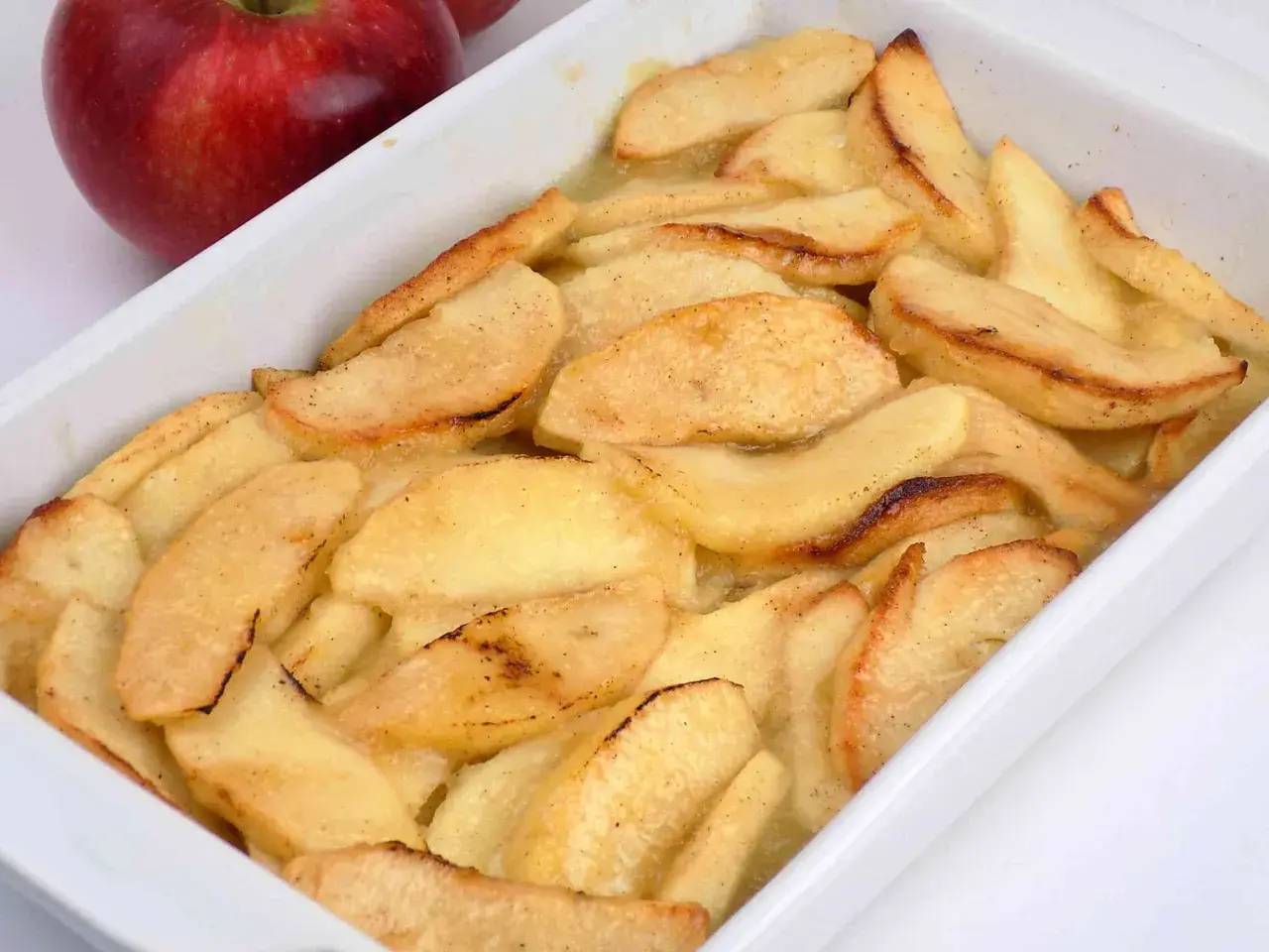 Pieczone jabłka bez nadzienia: przepis, który zawsze się udaje!