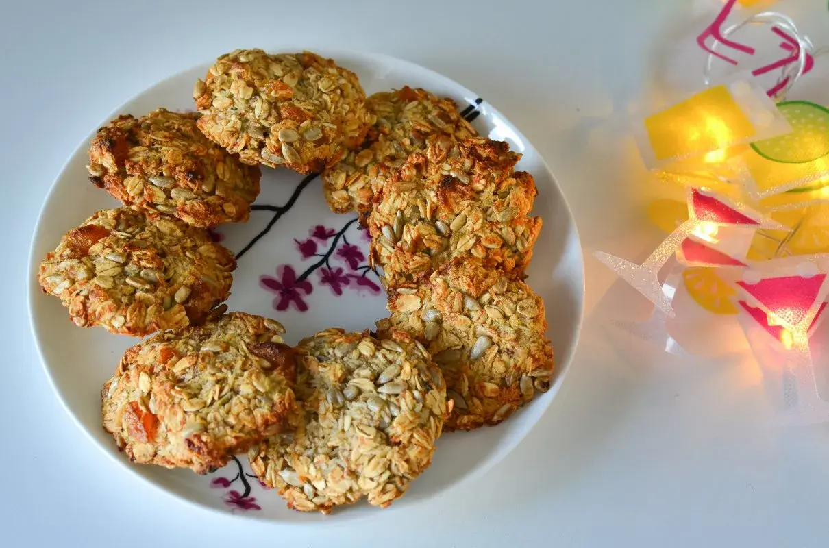 Ciastka bez glutenu i laktozy: 3 przepisy + sekrety udanych wypieków