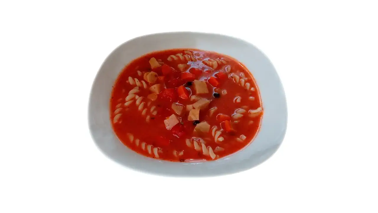 Zdjęcie Zupa pomidorowa kalorie - ile kcal ma zupa pomidorowa z makaronem